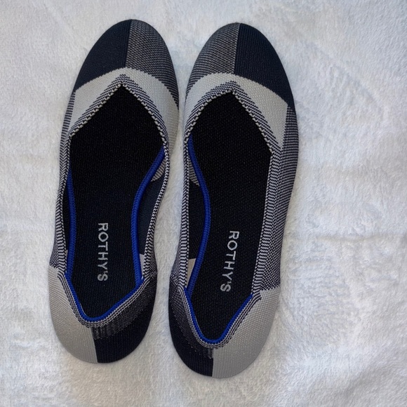 Rothy's Women's The  Flat Round Cap Toe Shoe In A Black And Cream Pattern size 9 - Picture 5 of 12